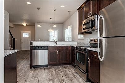 2nd image of 2031 SW Cascade Falls Dr