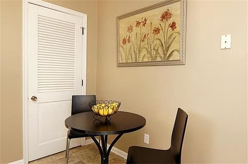 2nd image of 5 Justicia Ln