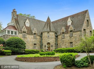 8608 Chateau Dr, Potomac, MD 20854