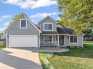7500 N McKinley Ct, Kansas City, MO 64158