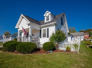 590 W Spiller St, Wytheville, VA 24382