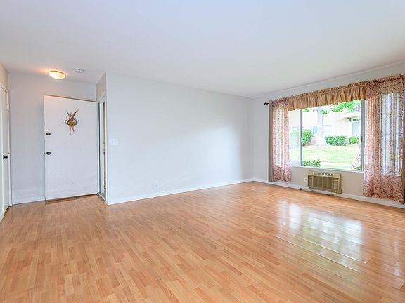 4th image of 4540 Maple Ave Unit 150