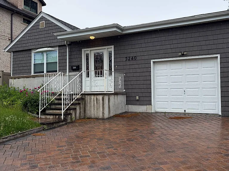 5240 Leith Pl — Photo 10