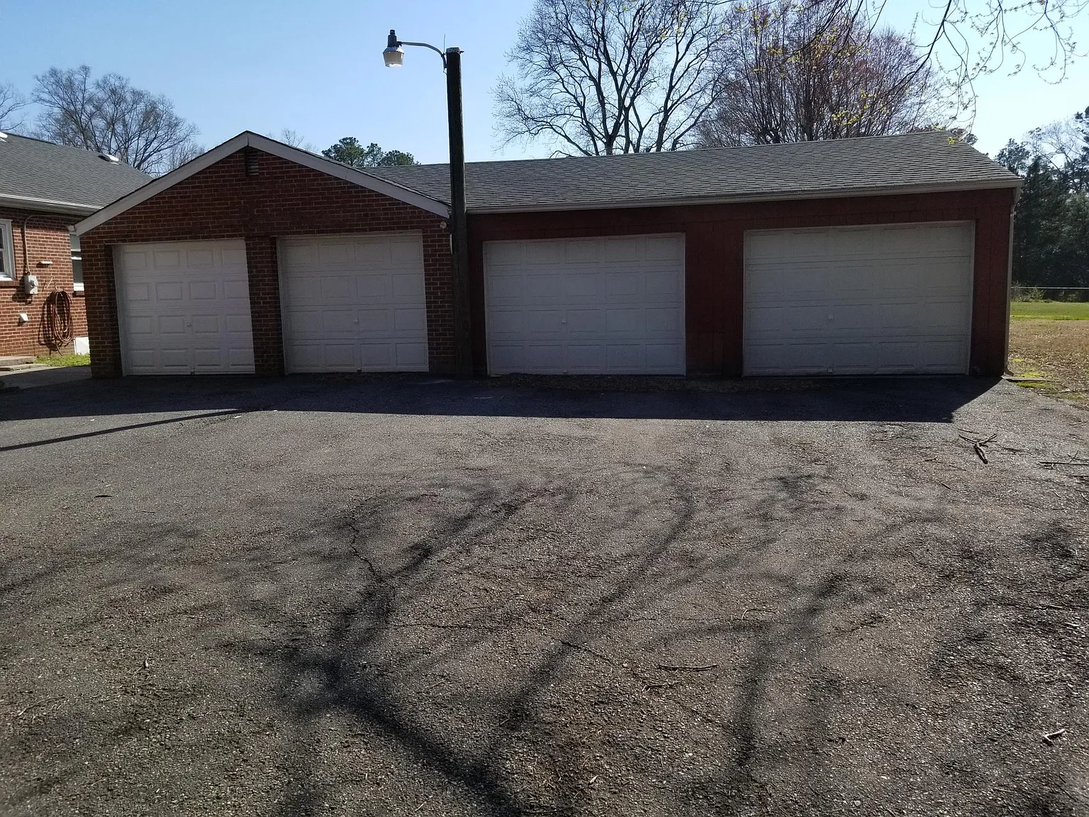 10534 Lambeth Rd — Photo 2