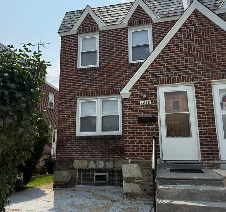 1st image of 1810 Benson St
