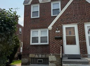 1810 Benson St, Philadelphia, PA 19152