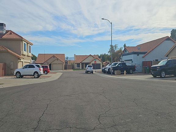5th image of 2579 S 158th Ct