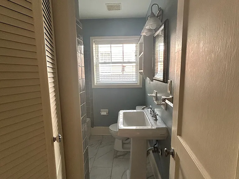 2316 Lyon St — Photo 14