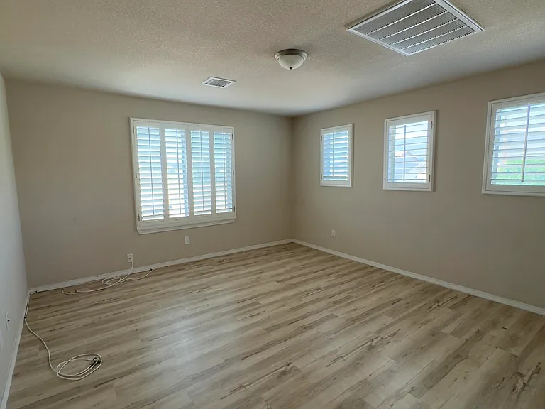 7665 Mundy Creek Dr — Photo 30