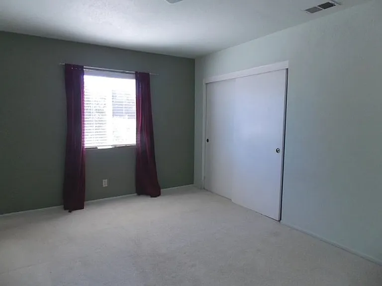121 Fontana Ave — Photo 7