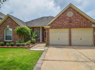 9530 Still Cove Ln, Houston, TX 77089