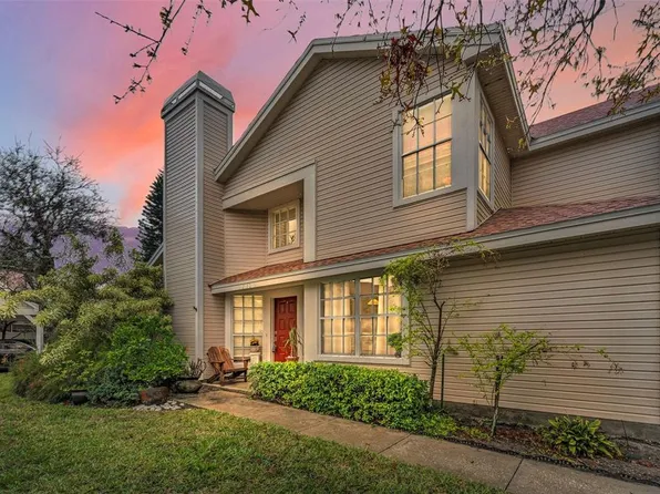 2180 Clover Hill Rd, Palm Harbor, FL 34683