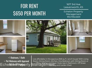 1617 3rd Ave, Leavenworth, KS 66048