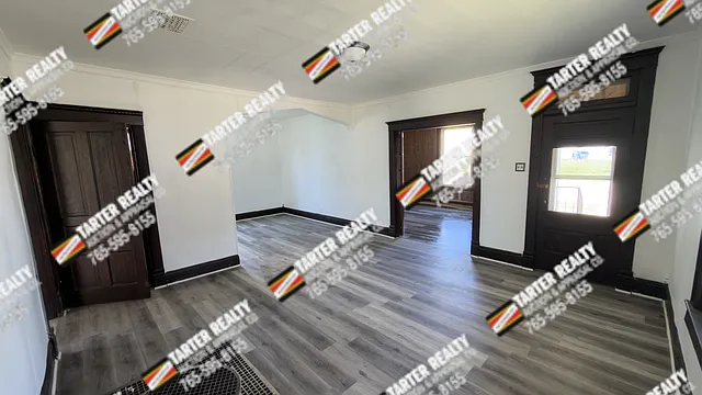 116 E Main St — Photo 6