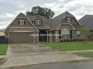 11512 S Cleveland St, Jenks, OK 74037