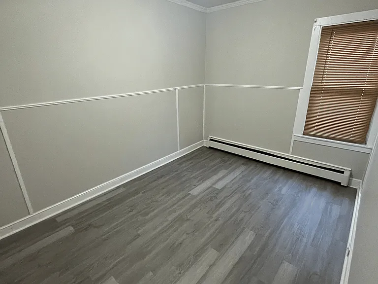 2 Gray Ave #1 — Photo 6