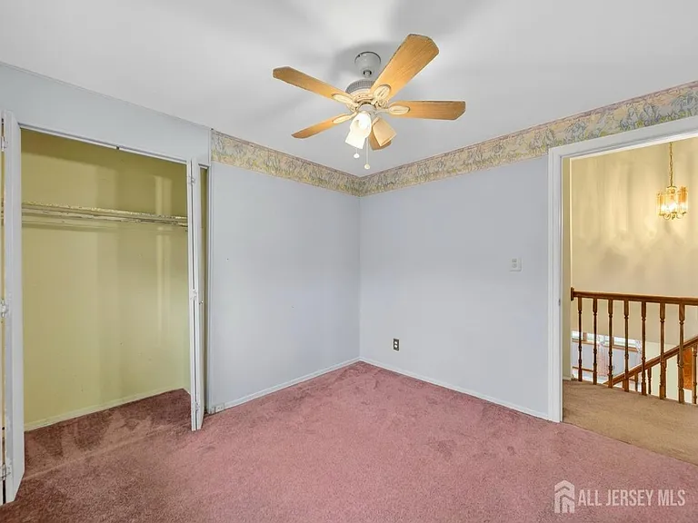 95 Pine St — Photo 17