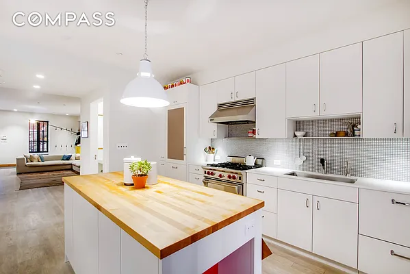 Sold by Compass | media 28