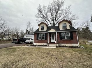 1072 E Cedarville Rd, Pottstown, PA 19465