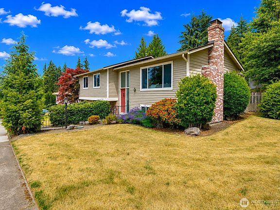 2nd image of 32624 35th Avenue SW
