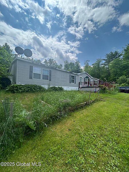 2nd image of 2232 Ensign Pond Road