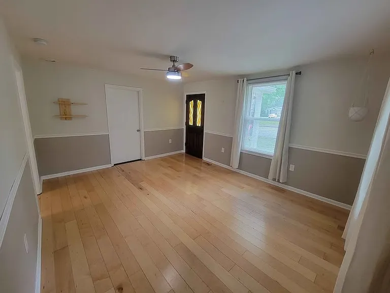 210 Peachtree St — Photo 17