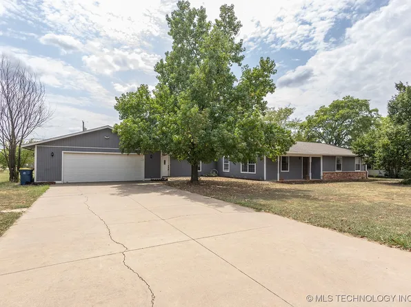 4907 Vena Ln, Stillwater, OK 74075