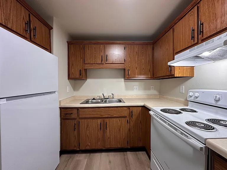 1750 Eldorado Dr #15 — Photo 11