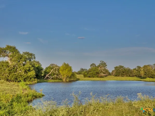 0 Fm 1822, Edna, TX 77957