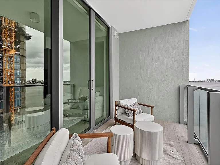 2900 NE 7th Ave #1108 — Photo 28