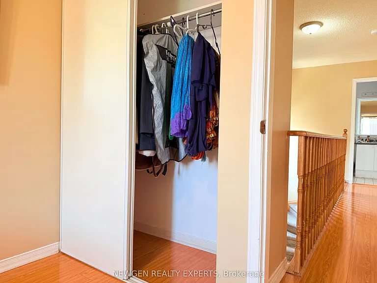 6013 Castlegrove Ct #UPPER — Photo 15