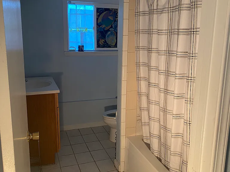 4651 S Holden St — Photo 16