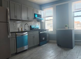 2126 S 7th St FLOOR 3, Philadelphia, PA 19148