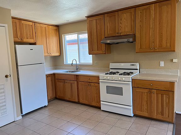 5th image of 2231 23rd Ave APT A