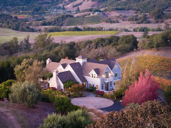 295 Sonoma Ridge Road - 3bd/5ba, 6,107 sqft - in Santa Rosa, CA