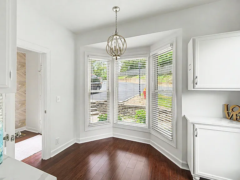 126 Forest Place Cir — Photo 24
