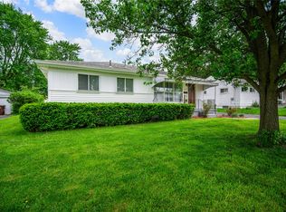 456 Twinning Dr, Dayton, OH 45431