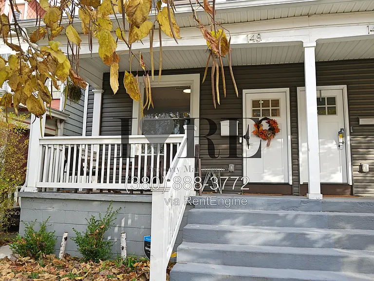 148 N Monroe Ave — Photo 2