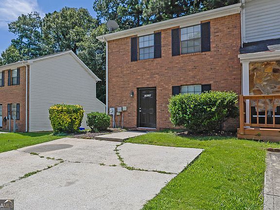 2nd image of 1424 Springleaf Cir SE