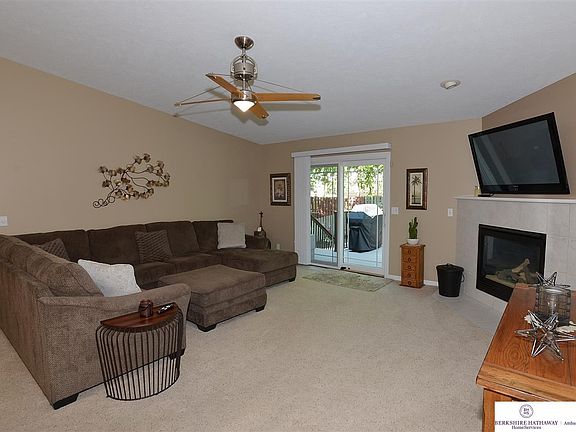 5th image of 3904 N 156th Ave