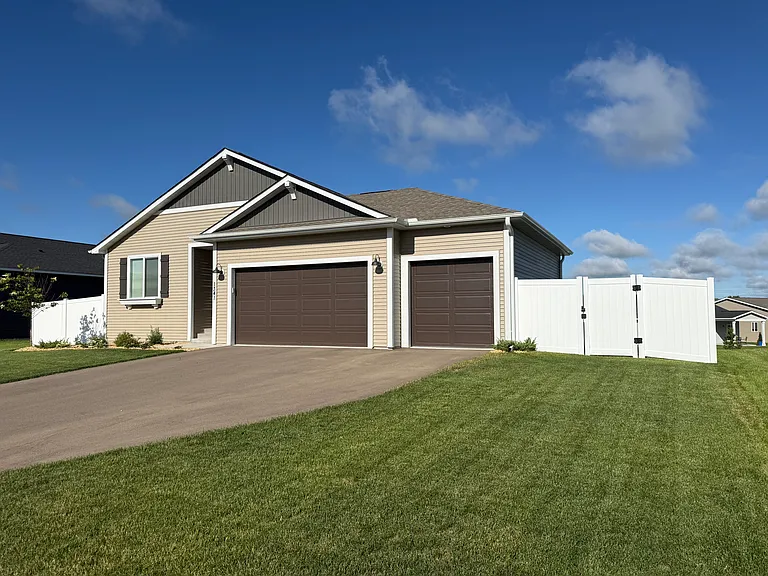 1341 Orchid Way — Photo 6