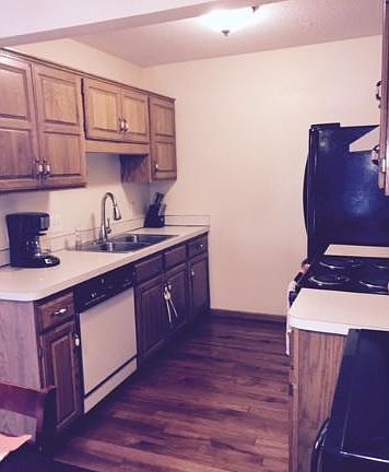 Kitchen with newer appliances