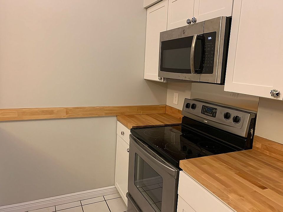 1st image of 1504 Heritage Ln