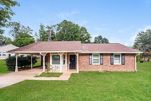 8 Silverwood Dr Photo 1