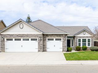3149 Poe Ave, Clovis, CA 93619