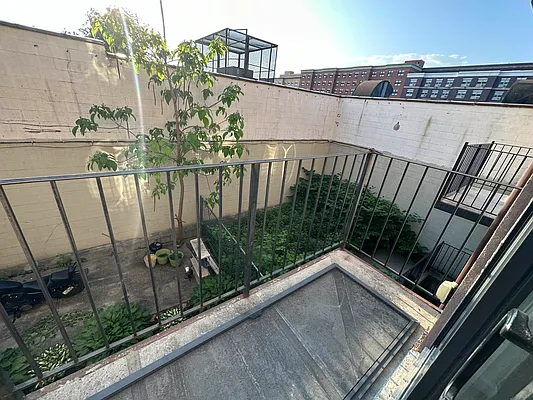 Rented by Yup Realty LLC | media 9