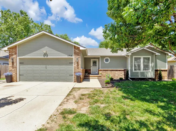 11714 W Hickory Ln, Wichita, KS 67212