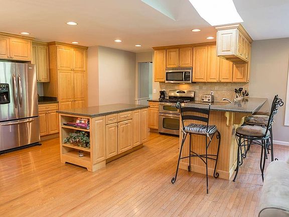 5th image of 5636 Oakvista Dr