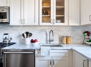 555 Main St APT 506, New York, NY