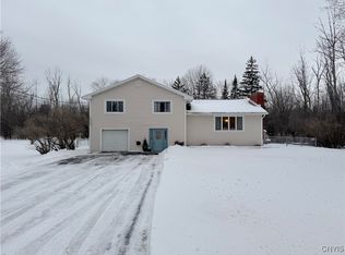 7071 Fremont Rd, East Syracuse, NY 13057